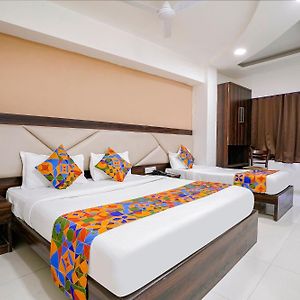 Hotel Kamran Residency-Near Us Embassy